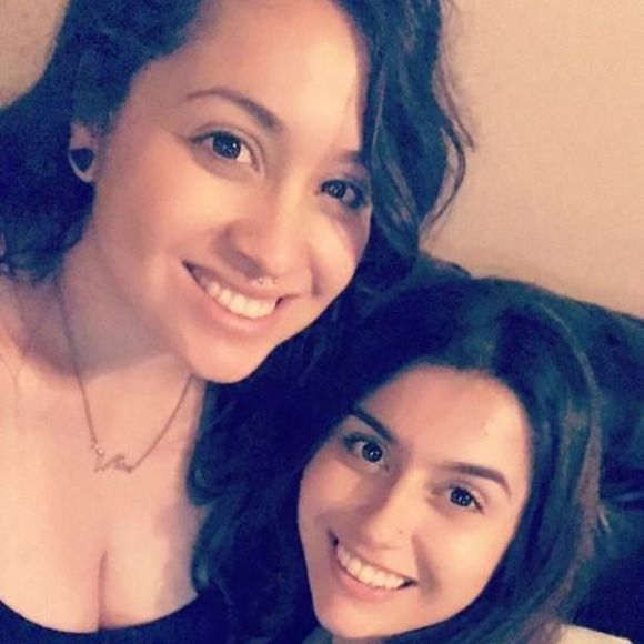 Meet your Posher, Alise - Picture 1 of 1